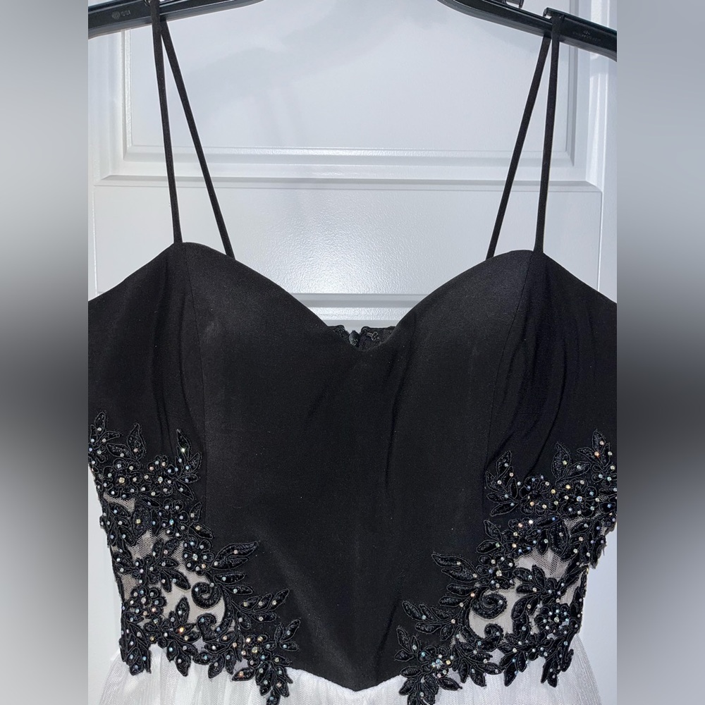Perfect Condition, Worn Once, Comfortable, Tule S… - image 3